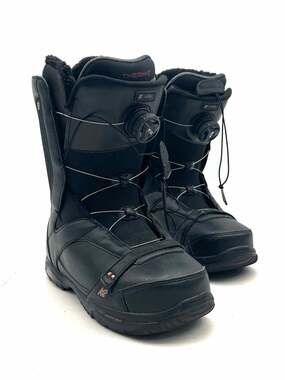 K2 Size 9 Black/Silver Crisscross Leather Designer Boots